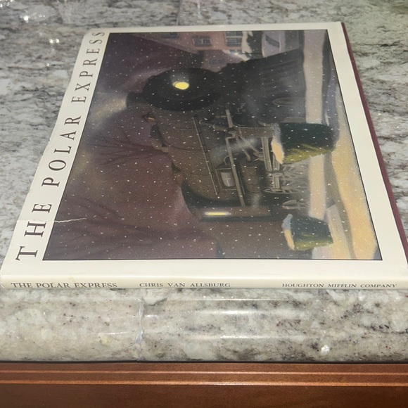 The Polar Express Book, DVD, and 3D Mug Set - Picture 10 of 11